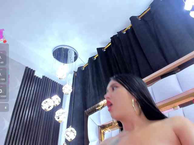 SarayRoyse SarayRoyse