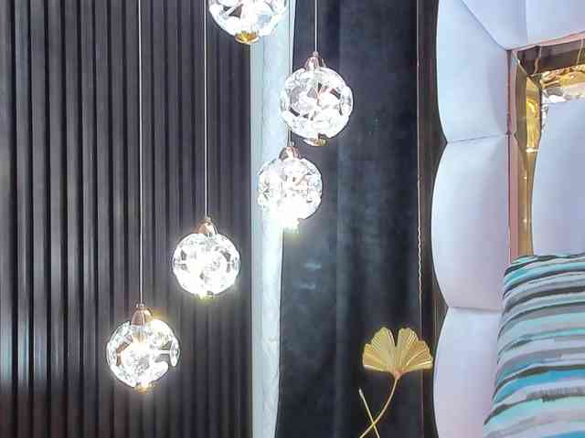 SarayRoyse SarayRoyse