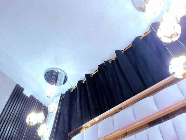 SarayRoyse SarayRoyse