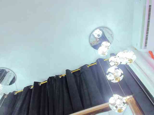 SarayRoyse webcam