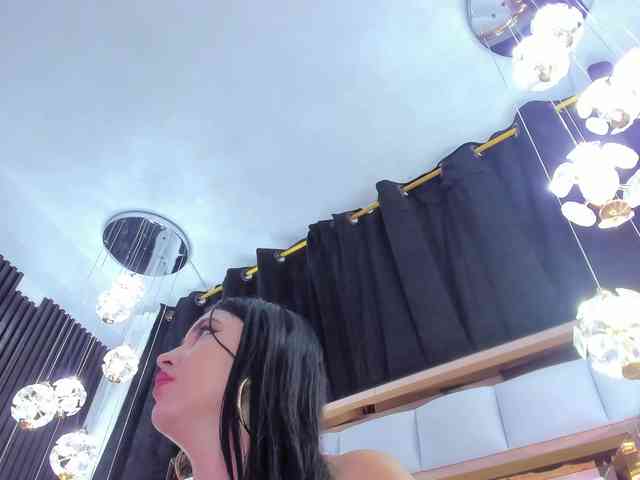 SarayRoyse SarayRoyse