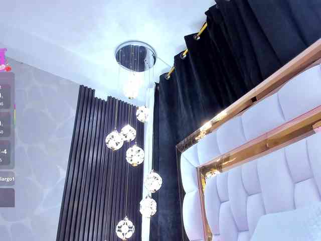 SarayRoyse SarayRoyse