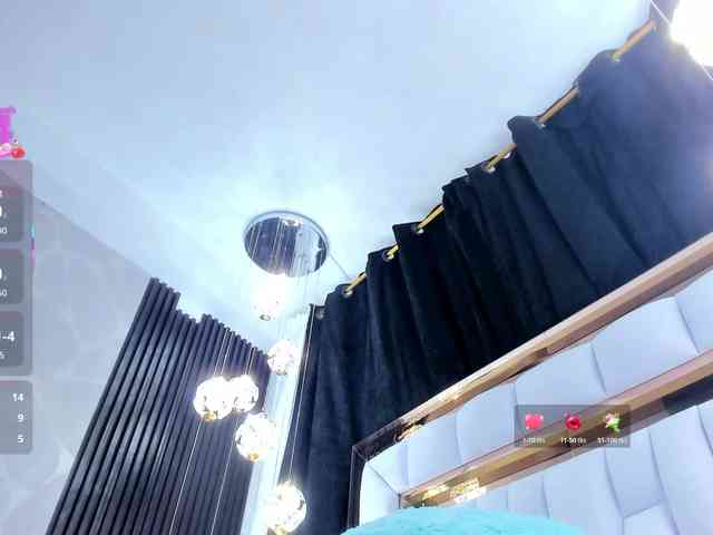 SarayRoyse webcam