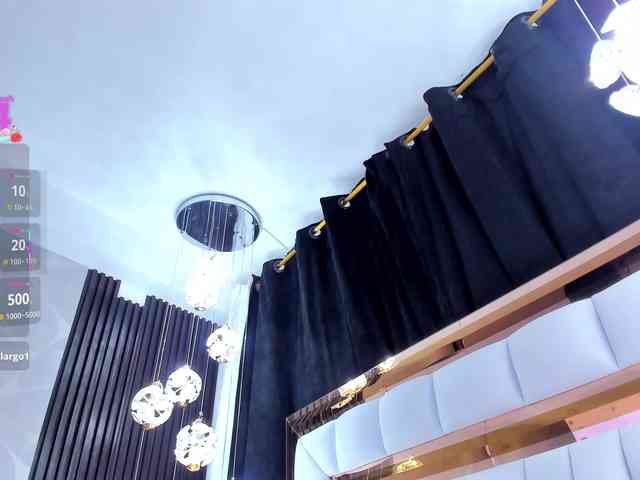 SarayRoyse SarayRoyse