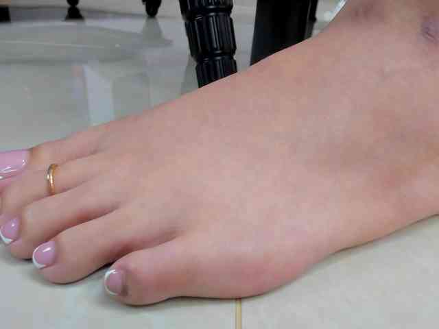 SarayRoyse SarayRoyse