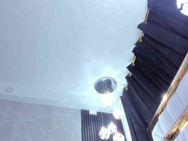 SarayRoyse SarayRoyse