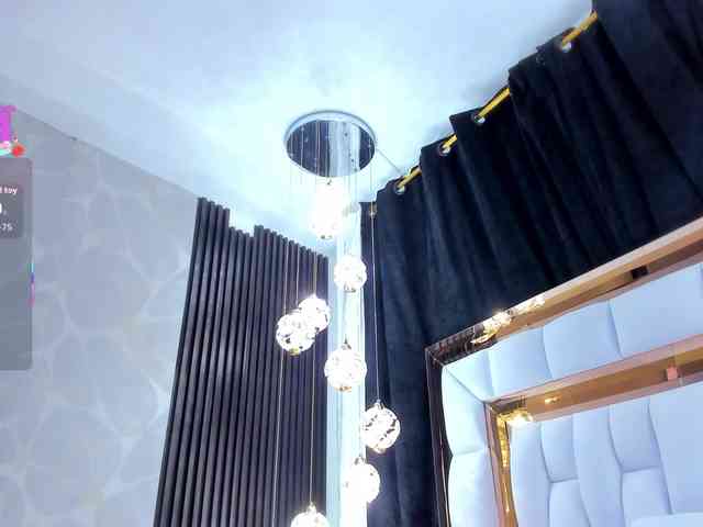 SarayRoyse SarayRoyse