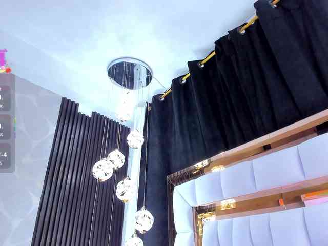 SarayRoyse SarayRoyse