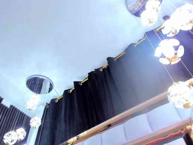 SarayRoyse SarayRoyse