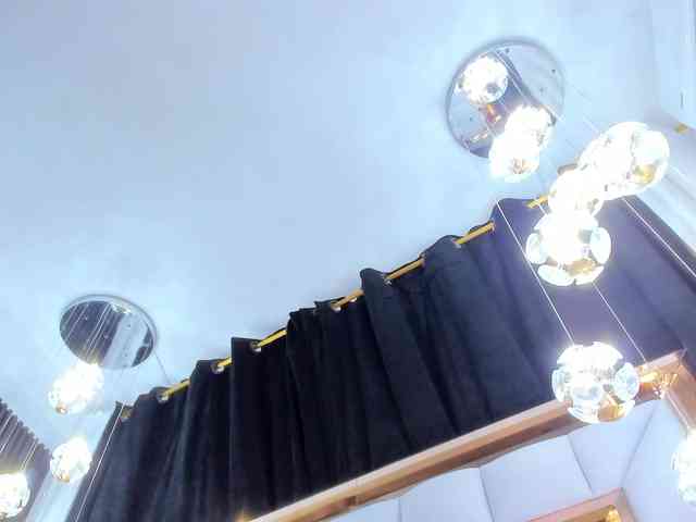 SarayRoyse SarayRoyse