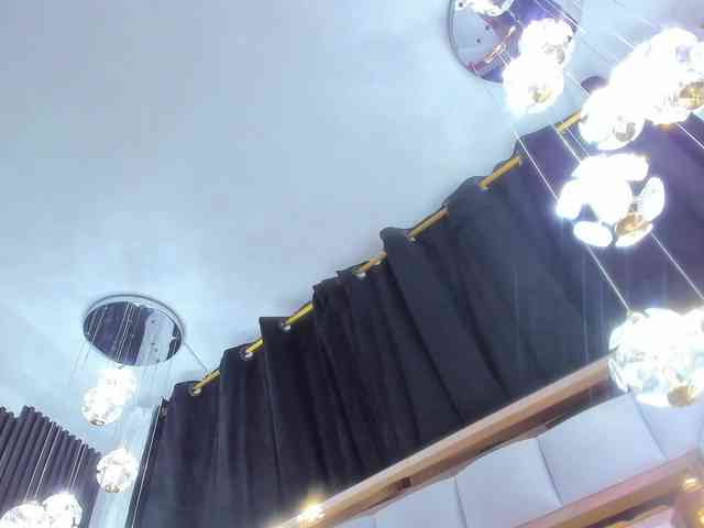 SarayRoyse SarayRoyse