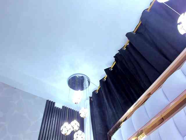 SarayRoyse SarayRoyse