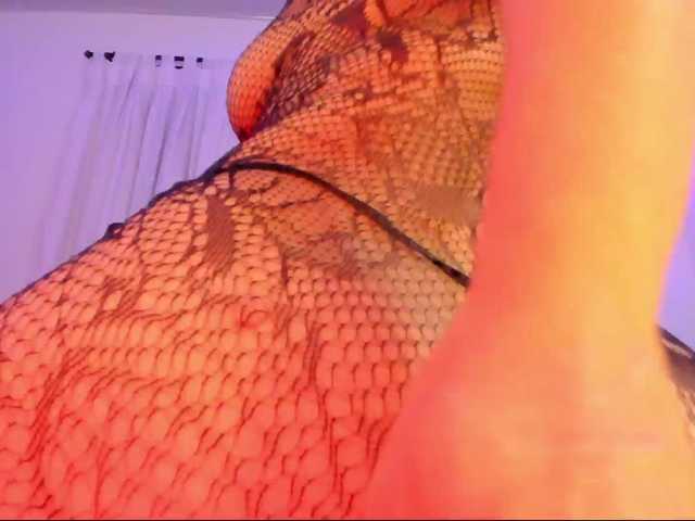 roshanilewis from BongaCams is Freechat