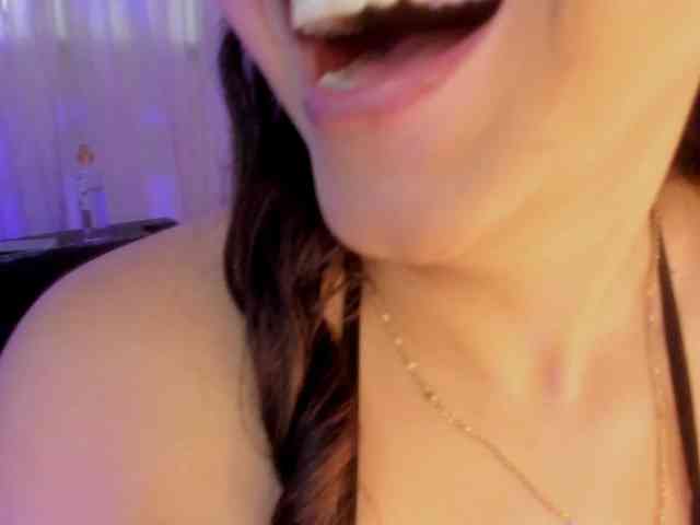 roshanilewis webcam