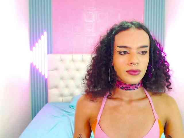 Foxy-Ella