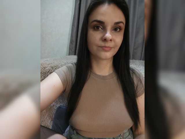 Kristicat's BongaCams show and profile