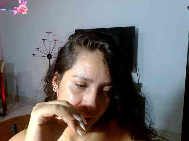 goddess-nahy webcam