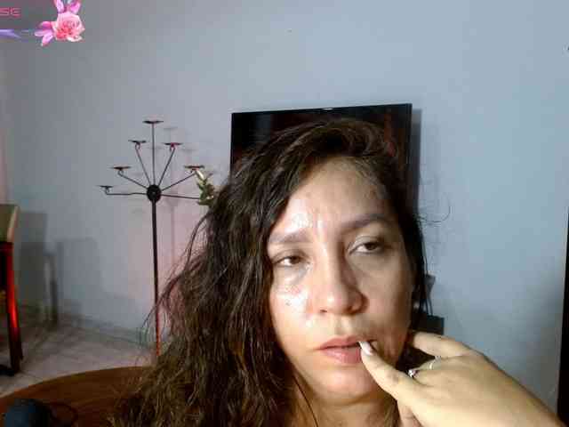 goddess-nahy webcam