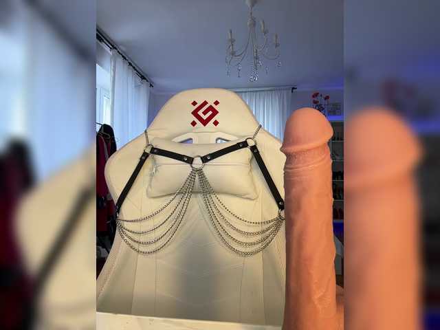 -AnnaMaria-'s BongaCams show and profile