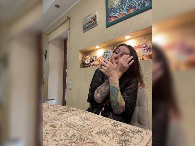 -AnnaMaria-'s BongaCams show and profile