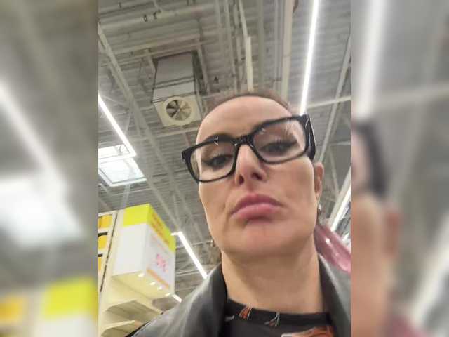 -AnnaMaria-'s BongaCams show and profile