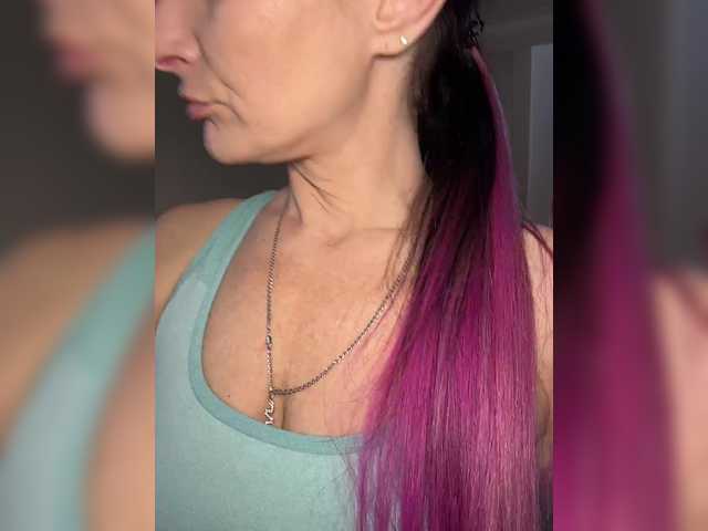 -AnnaMaria-'s BongaCams show and profile