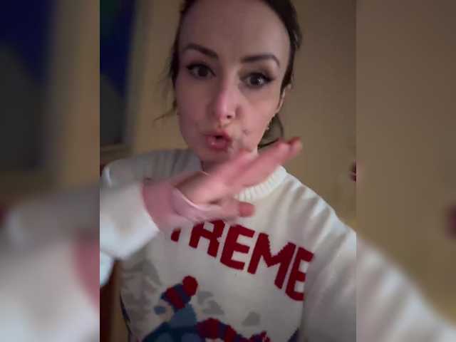 -AnnaMaria-'s BongaCams show and profile