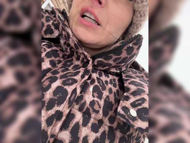 -AnnaMaria-'s BongaCams show and profile