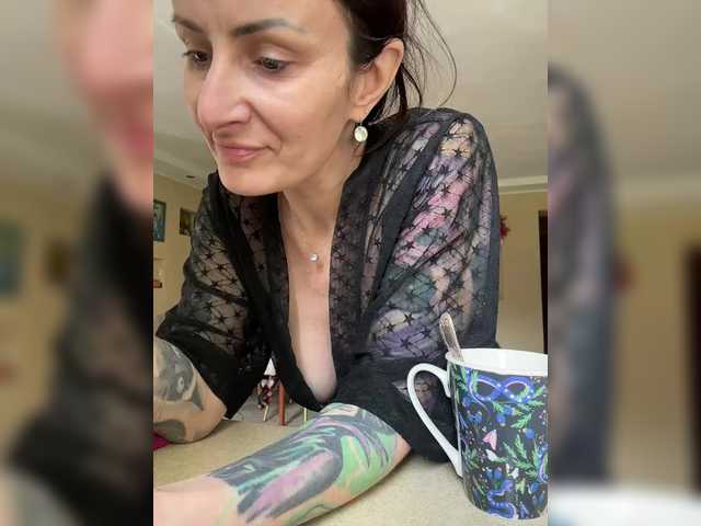 -AnnaMaria-'s BongaCams profile