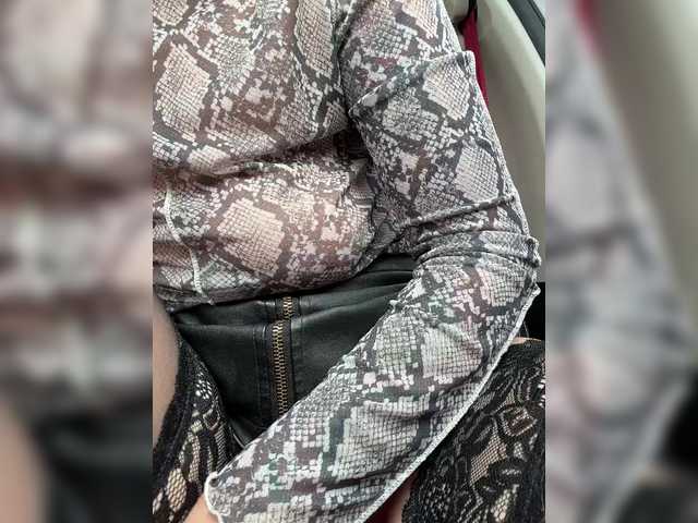 -AnnaMaria-'s BongaCams show and profile