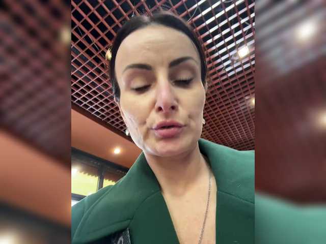 -AnnaMaria-'s BongaCams show and profile