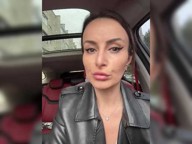 -AnnaMaria-'s BongaCams show and profile