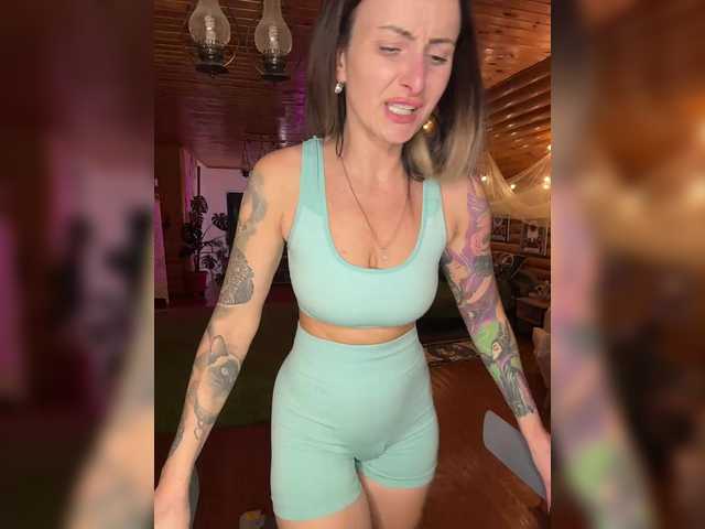 -AnnaMaria-'s BongaCams show and profile