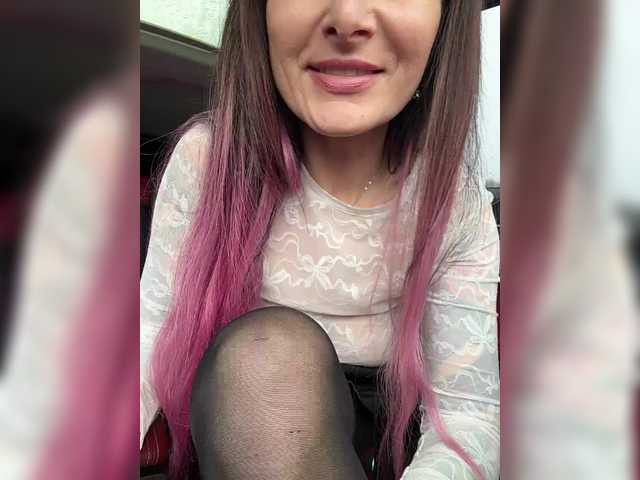 -AnnaMaria-'s BongaCams show and profile