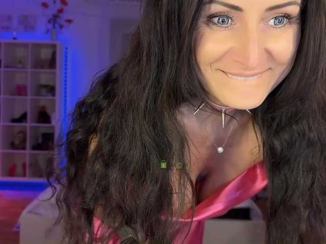  -AnnaMaria- chat room