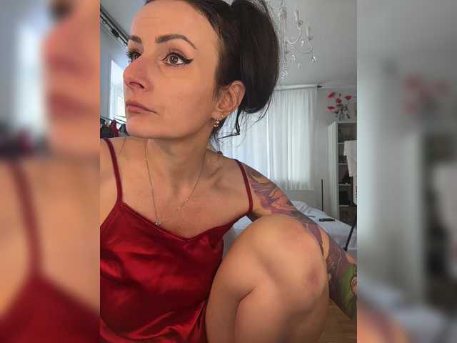 -AnnaMaria-'s BongaCams show and profile