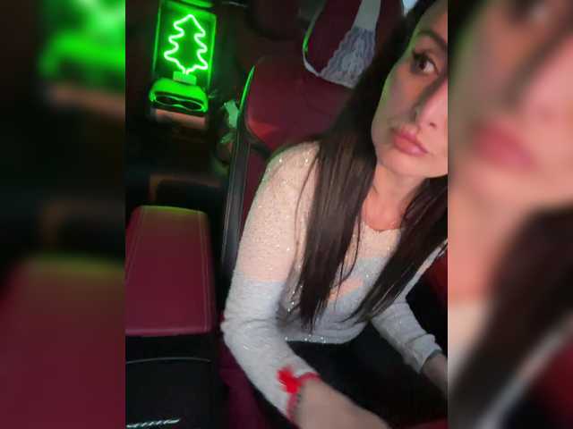 -AnnaMaria-'s BongaCams show and profile