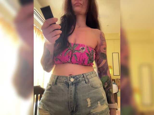 -AnnaMaria-'s BongaCams show and profile