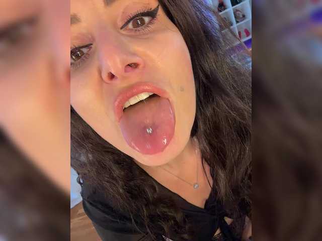 Preview of _fuckmenow_