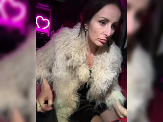 -AnnaMaria-'s BongaCams show and profile