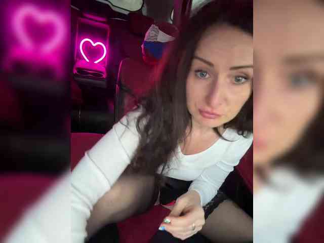 -AnnaMaria- Live Webcam on BongaCams