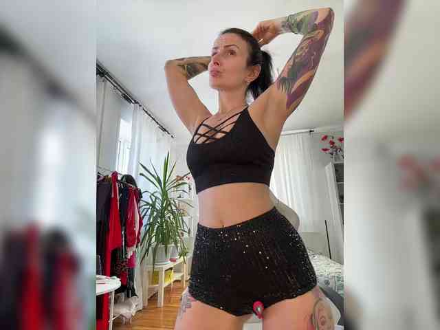 sexy chat room -AnnaMaria-