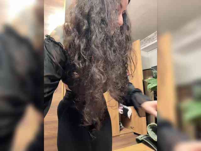 -AnnaMaria- Live Webcam on BongaCams