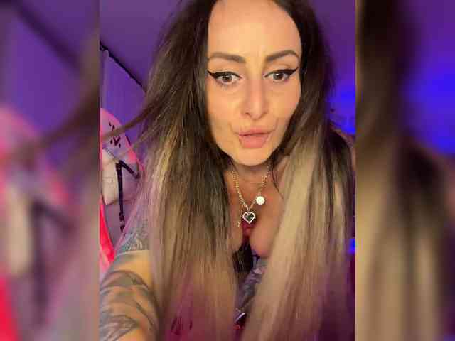 _FuckMeNow_ webcam