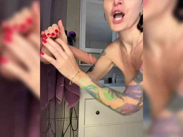 sexy chat room -AnnaMaria-