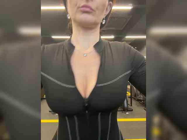 live cam 2 cam -AnnaMaria-