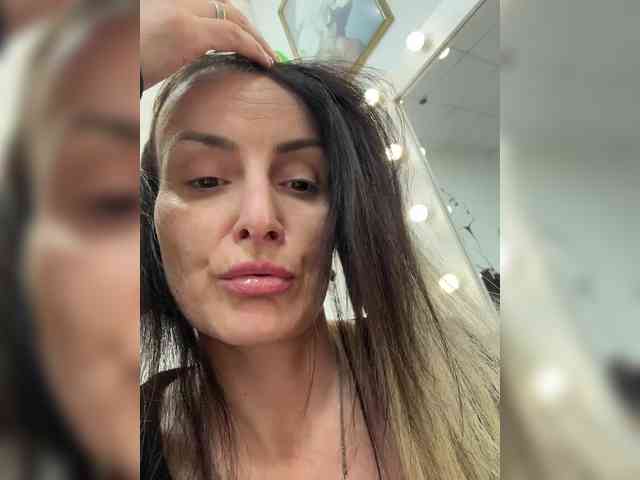 -AnnaMaria- -AnnaMaria-