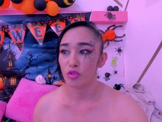 charlotte-111 Porn Show