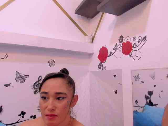 charlotte-111 webcam