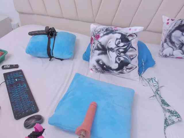 charlotte-111 webcam